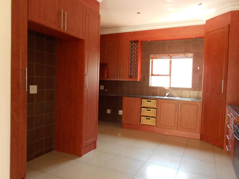 To Let 3 Bedroom Property for Rent in Homes Haven Gauteng