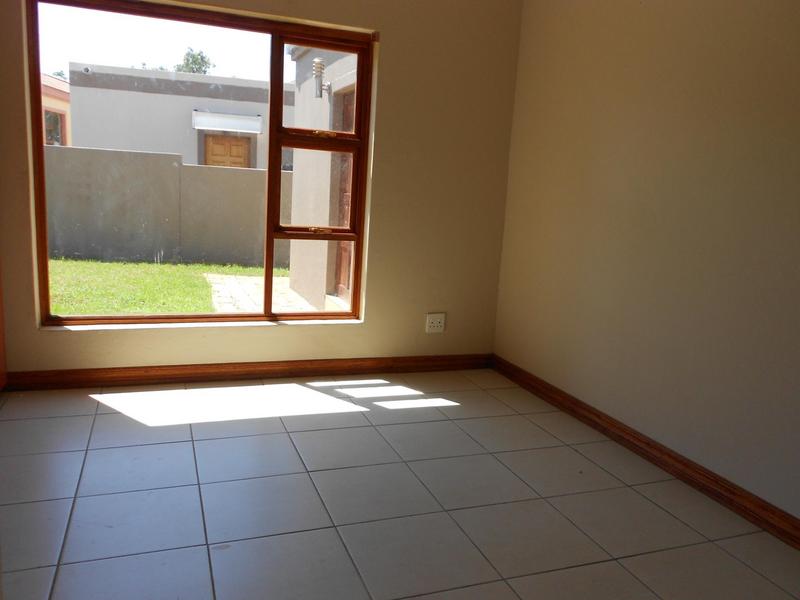 To Let 3 Bedroom Property for Rent in Homes Haven Gauteng