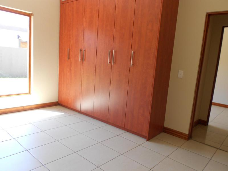 To Let 3 Bedroom Property for Rent in Homes Haven Gauteng