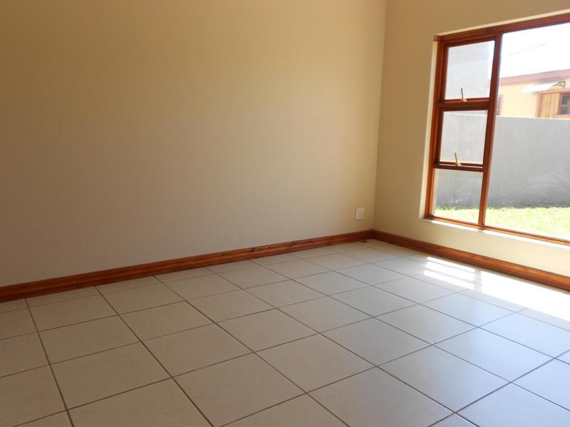 To Let 3 Bedroom Property for Rent in Homes Haven Gauteng