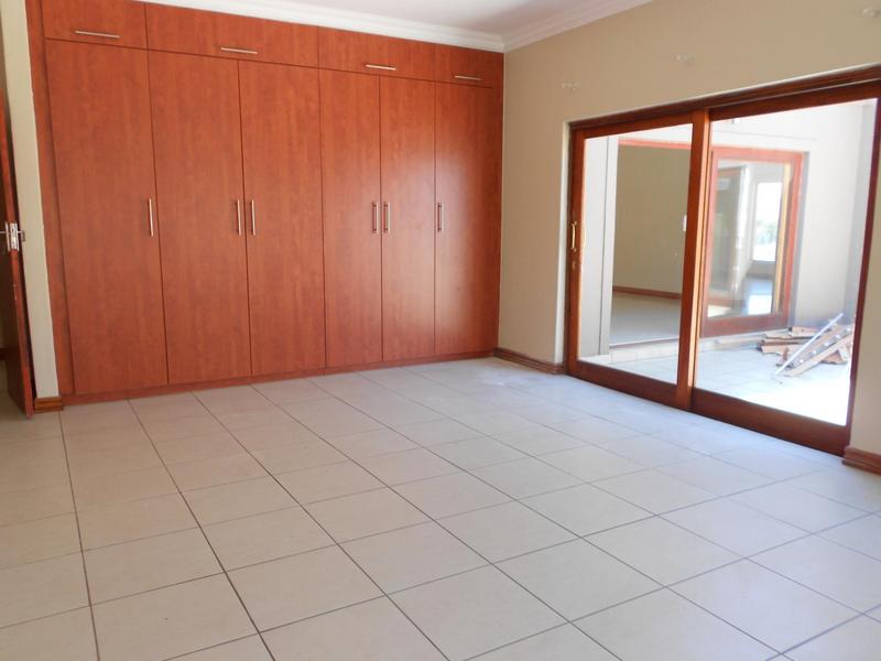 To Let 3 Bedroom Property for Rent in Homes Haven Gauteng