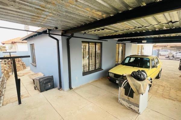 4 Bedroom Property for Sale in Riverlea Gauteng