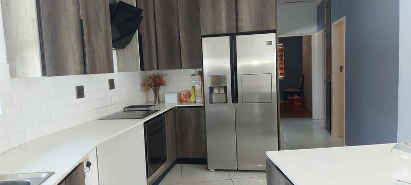 To Let 3 Bedroom Property for Rent in Birchleigh Gauteng