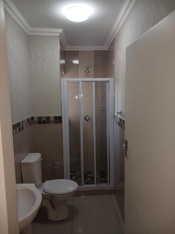 To Let 4 Bedroom Property for Rent in Weltevreden Park Gauteng