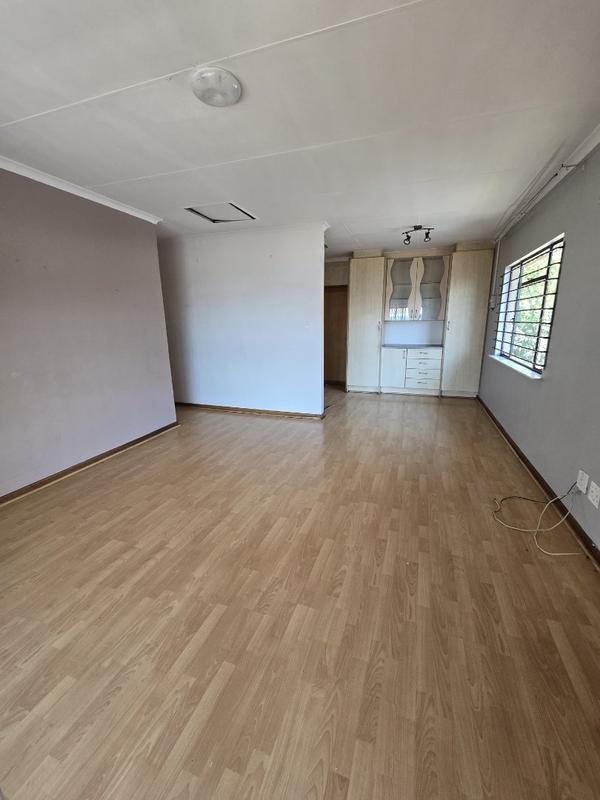 To Let 2 Bedroom Property for Rent in Cyrildene Gauteng