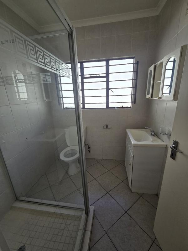 To Let 2 Bedroom Property for Rent in Cyrildene Gauteng