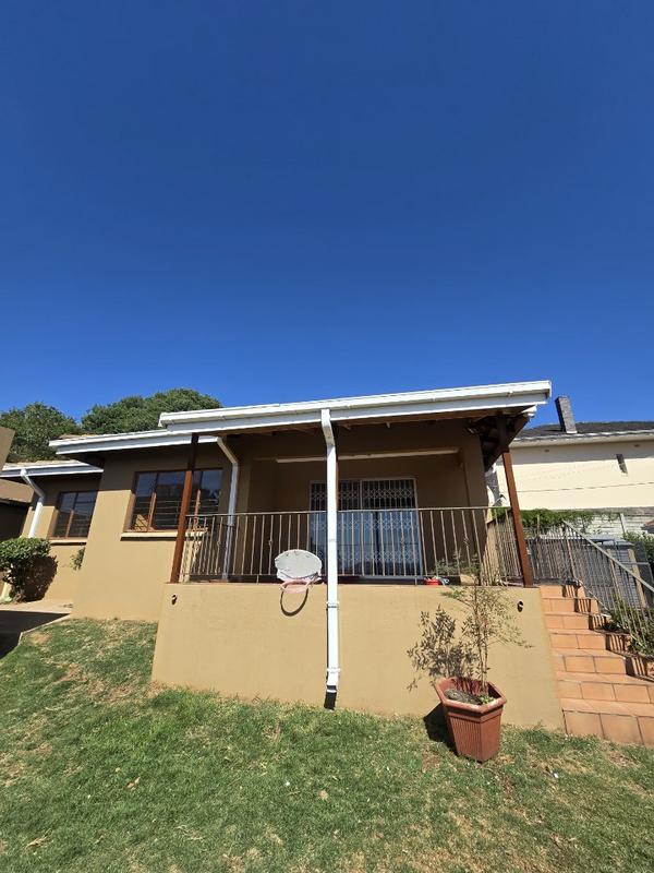 To Let 2 Bedroom Property for Rent in Cyrildene Gauteng