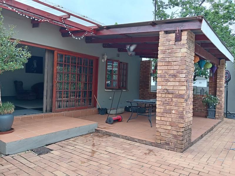 4 Bedroom Property for Sale in Kensington Gauteng