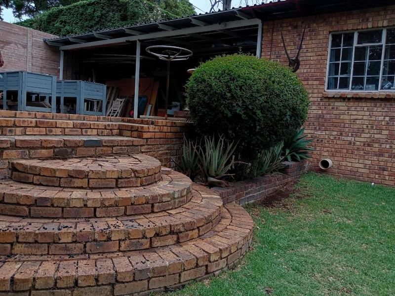 4 Bedroom Property for Sale in Kensington Gauteng