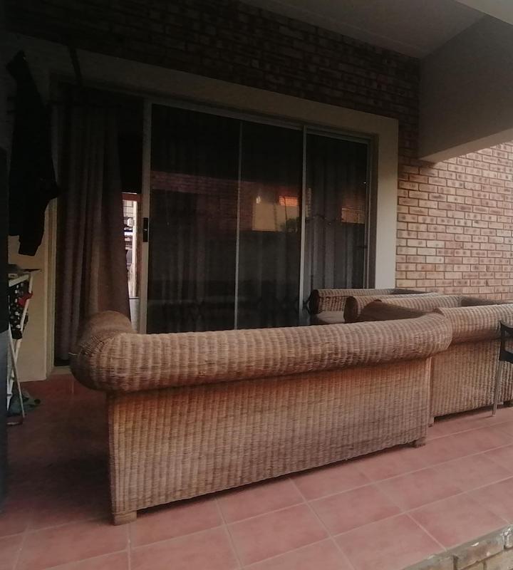 2 Bedroom Property for Sale in North Riding Gauteng