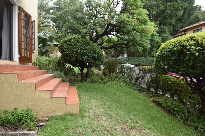 2 Bedroom Property for Sale in Atholl Gauteng