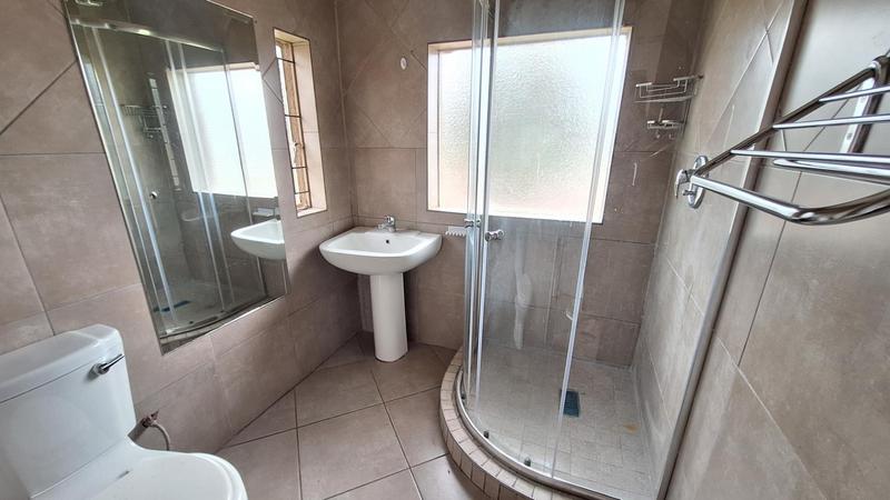 To Let 3 Bedroom Property for Rent in Garsfontein Gauteng