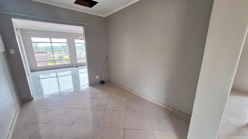 To Let 3 Bedroom Property for Rent in Garsfontein Gauteng