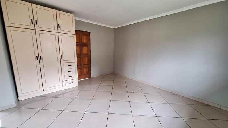 To Let 3 Bedroom Property for Rent in Garsfontein Gauteng