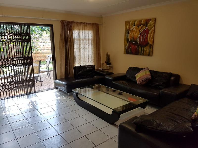 3 Bedroom Property for Sale in Faerie Glen Gauteng