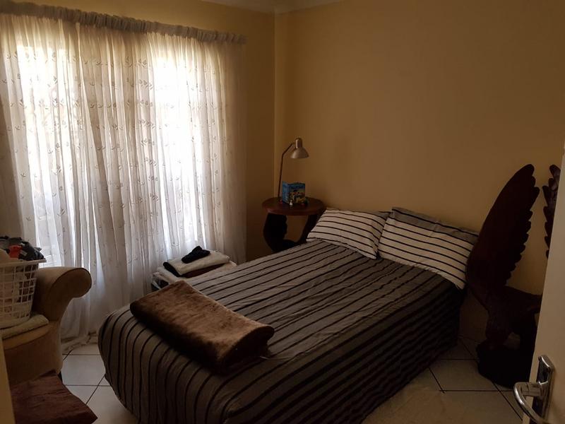 3 Bedroom Property for Sale in Faerie Glen Gauteng