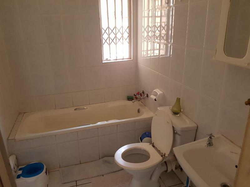 3 Bedroom Property for Sale in Faerie Glen Gauteng