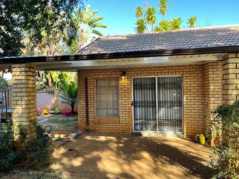 3 Bedroom Property for Sale in Faerie Glen Gauteng