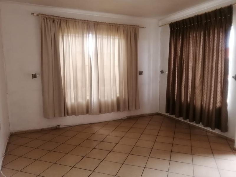 To Let 2 Bedroom Property for Rent in Riverlea Gauteng