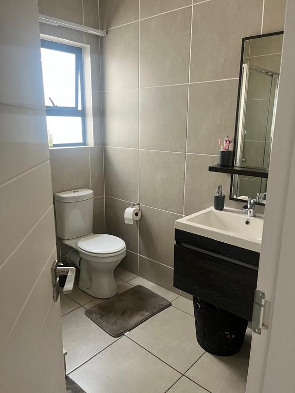 1 Bedroom Property for Sale in Olivedale Gauteng