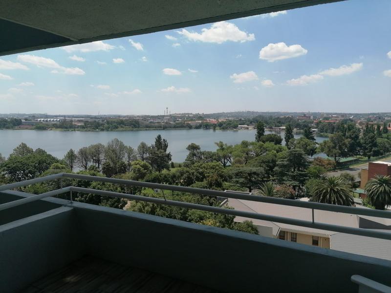 To Let 2 Bedroom Property for Rent in Denlee Gauteng