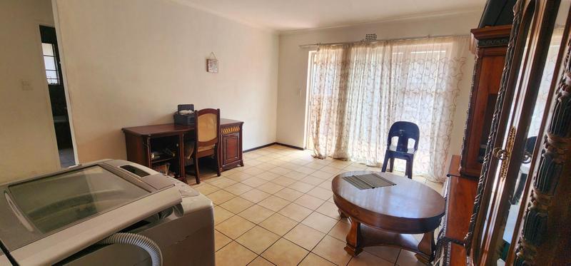 2 Bedroom Property for Sale in Minnebron Gauteng