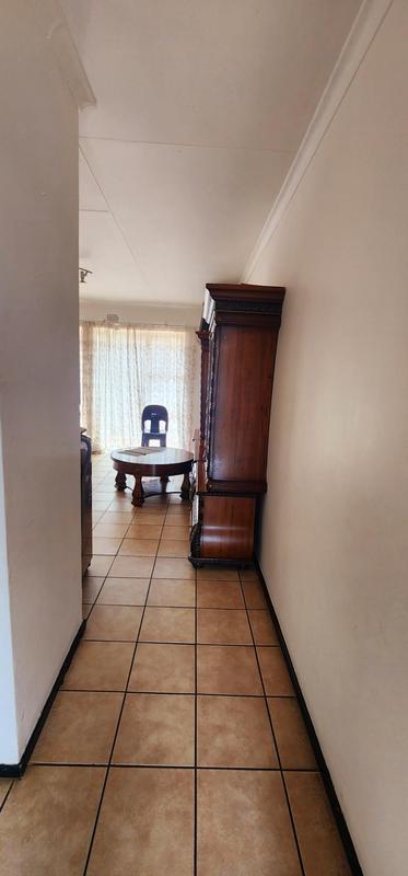 2 Bedroom Property for Sale in Minnebron Gauteng