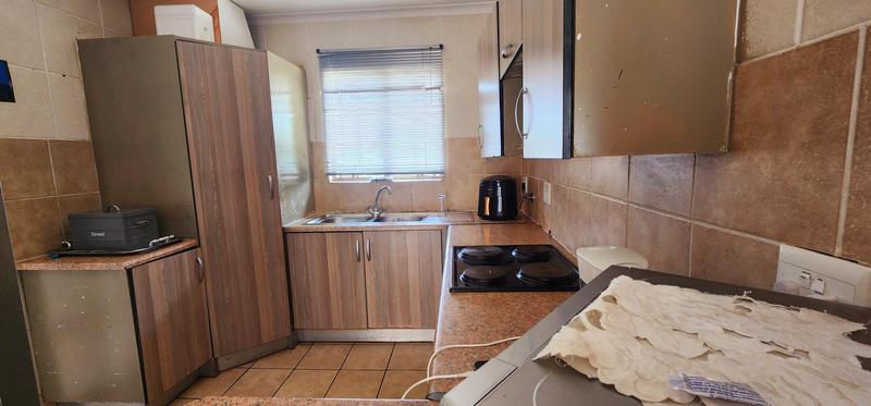 2 Bedroom Property for Sale in Minnebron Gauteng