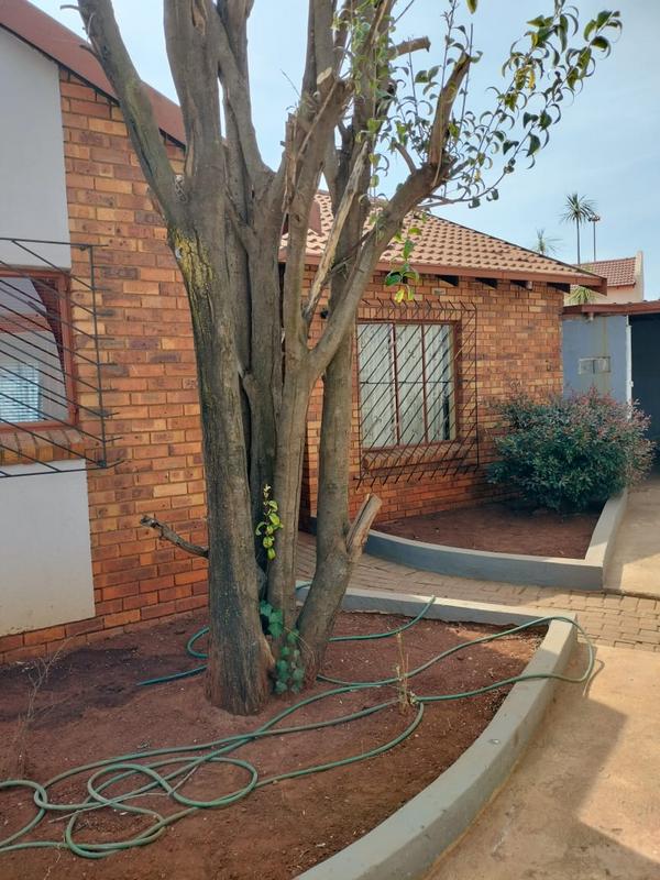 3 Bedroom Property for Sale in Vosloorus Gauteng