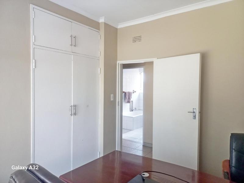 3 Bedroom Property for Sale in Birch Acres Gauteng