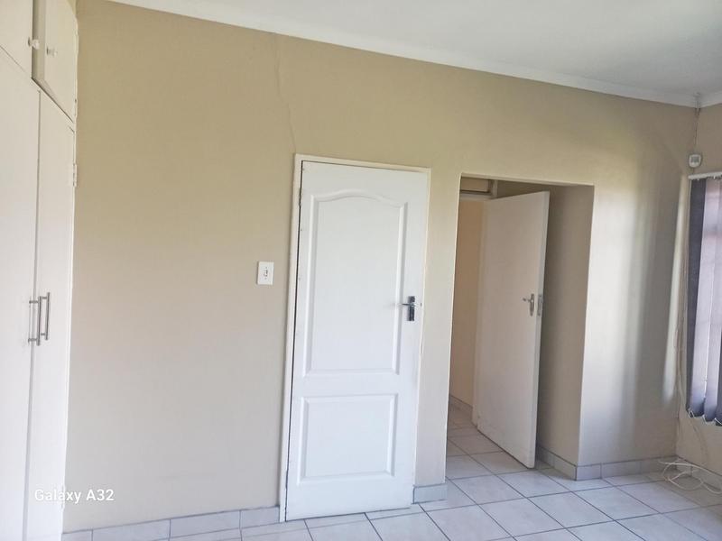 3 Bedroom Property for Sale in Birch Acres Gauteng