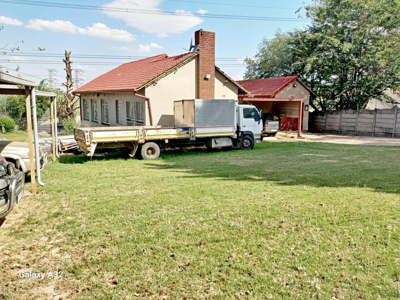 3 Bedroom Property for Sale in Birch Acres Gauteng