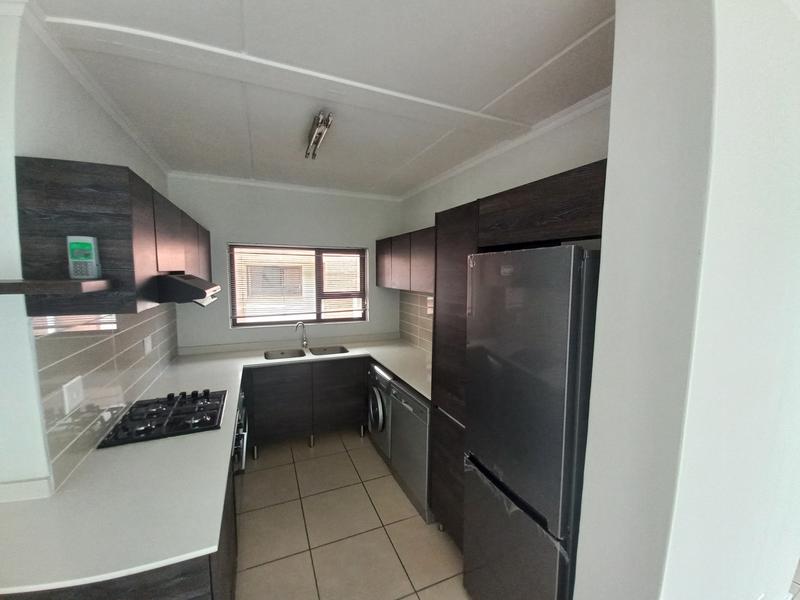 3 Bedroom Property for Sale in Greenstone Hill Gauteng