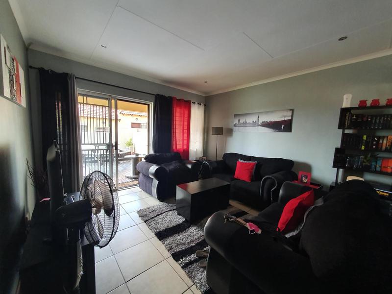 2 Bedroom Property for Sale in Mooikloof Ridge Gauteng