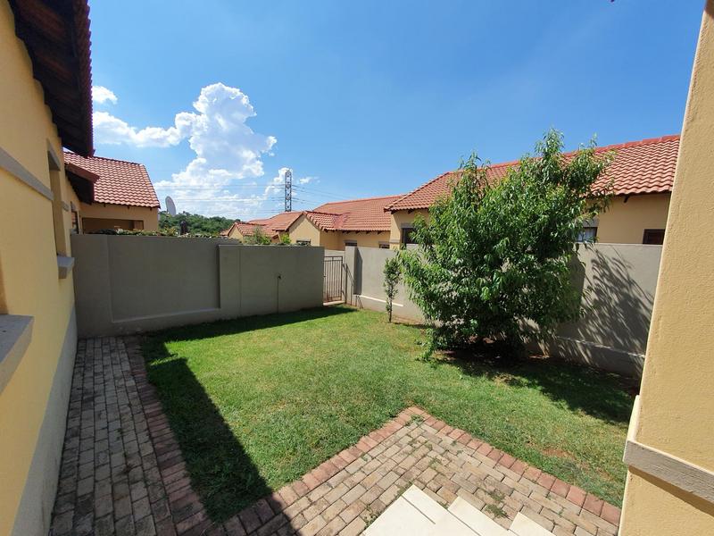 2 Bedroom Property for Sale in Mooikloof Ridge Gauteng