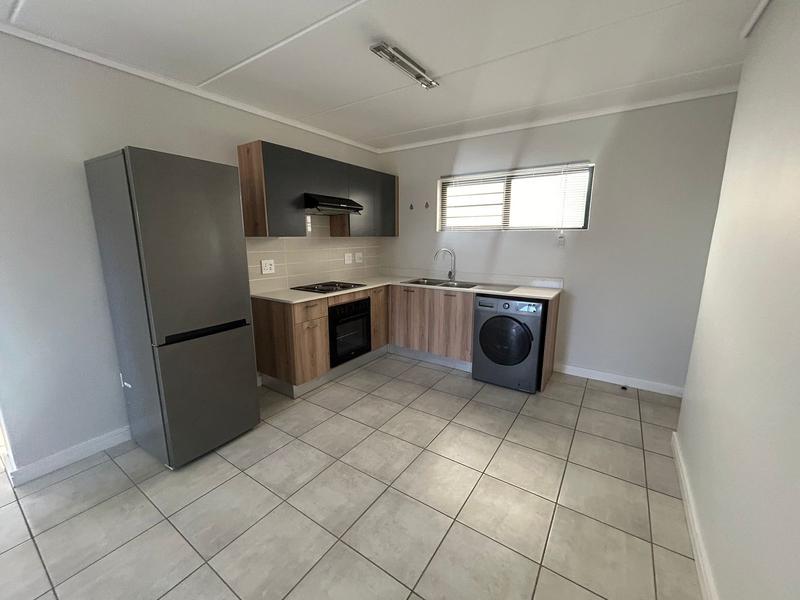 To Let 2 Bedroom Property for Rent in Silver Lakes Gauteng