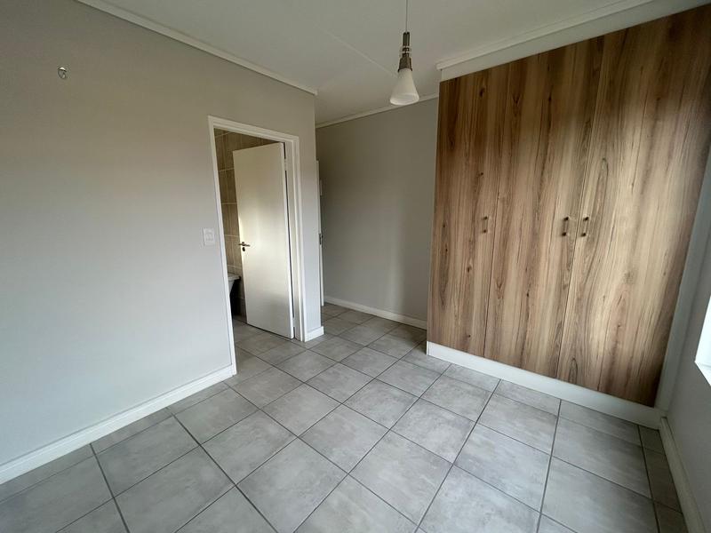 To Let 2 Bedroom Property for Rent in Silver Lakes Gauteng