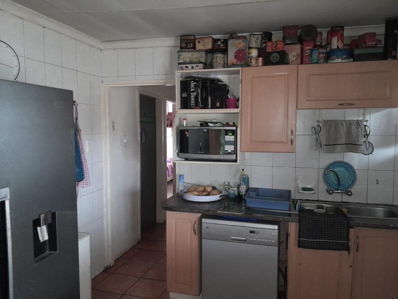 3 Bedroom Property for Sale in Mountain View Gauteng