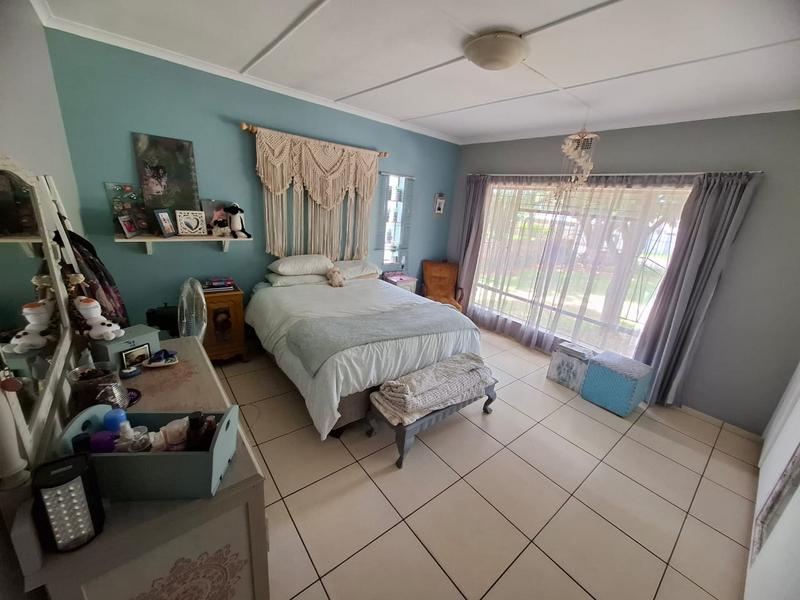 4 Bedroom Property for Sale in Sinoville Gauteng