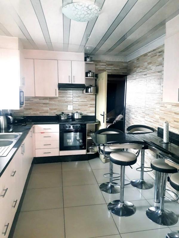 2 Bedroom Property for Sale in Zondi Gauteng