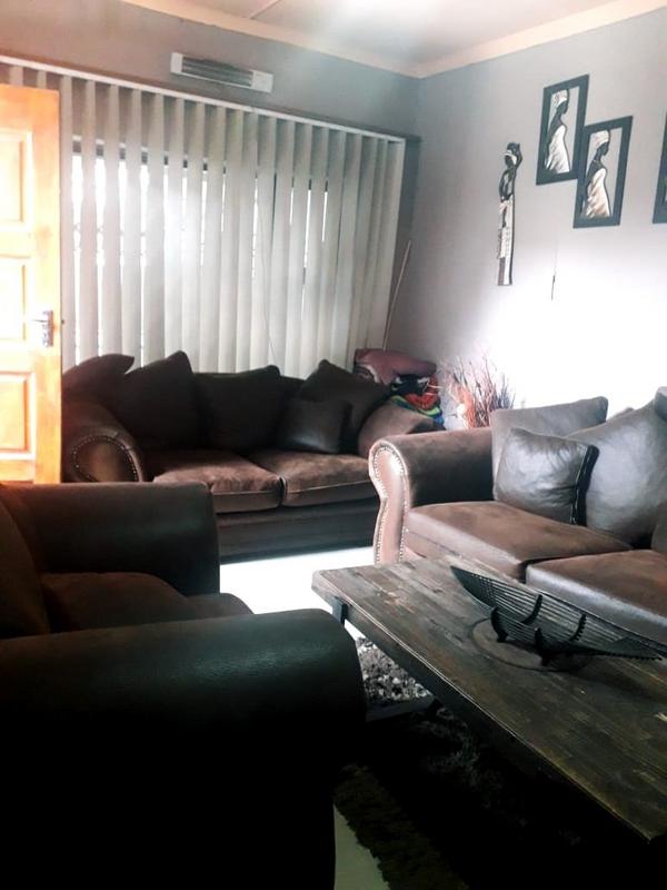 2 Bedroom Property for Sale in Zondi Gauteng