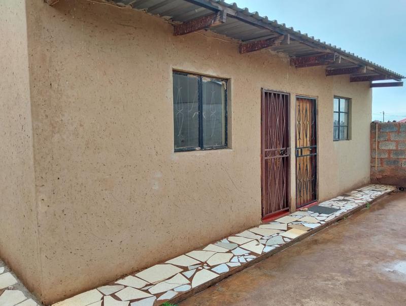 2 Bedroom Property for Sale in Roodekop Gauteng