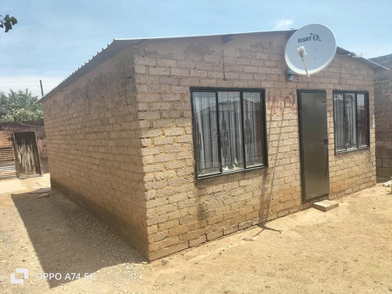 2 Bedroom Property for Sale in Thulani Gauteng