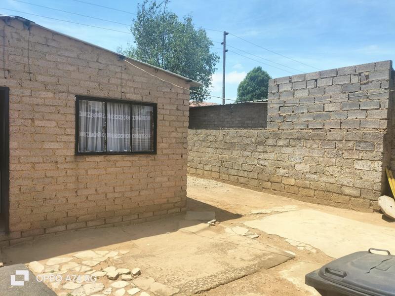 2 Bedroom Property for Sale in Thulani Gauteng