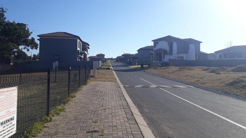 To Let 3 Bedroom Property for Rent in Krugersdorp North Gauteng