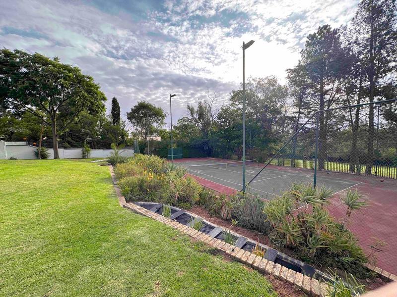 To Let 5 Bedroom Property for Rent in River Club Gauteng