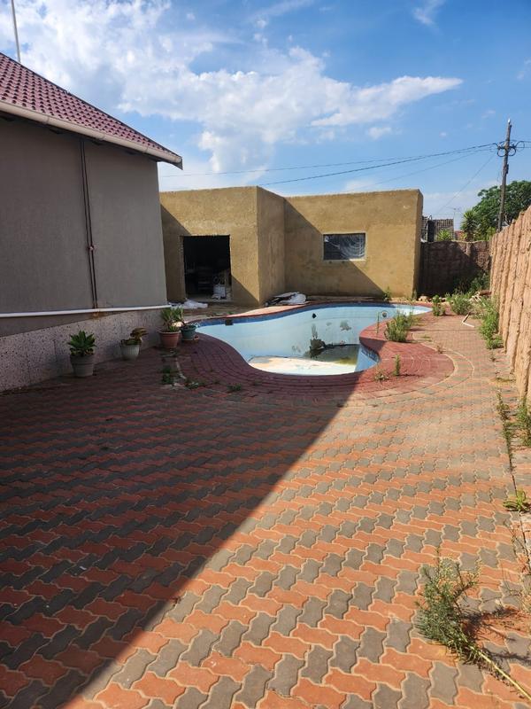 3 Bedroom Property for Sale in Roseacre Gauteng