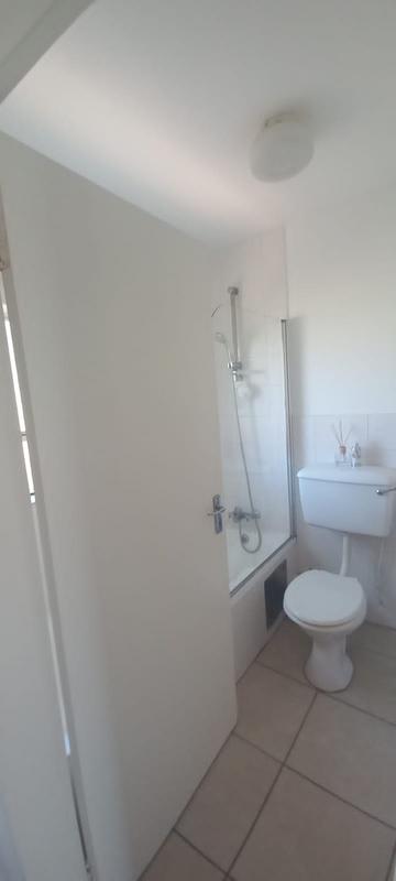 To Let 1 Bedroom Property for Rent in Bryanston Gauteng