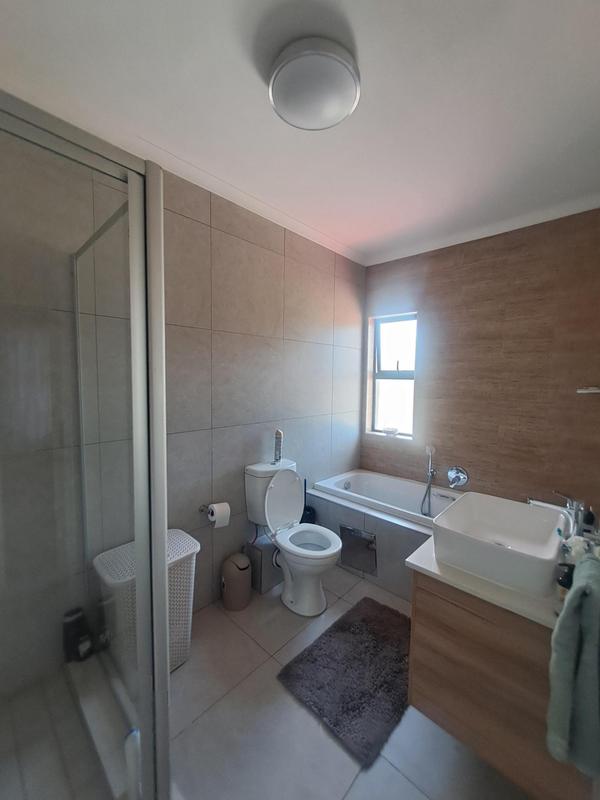 To Let 1 Bedroom Property for Rent in Modderfontein Gauteng