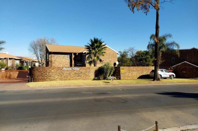 3 Bedroom Property for Sale in Brackendowns Gauteng